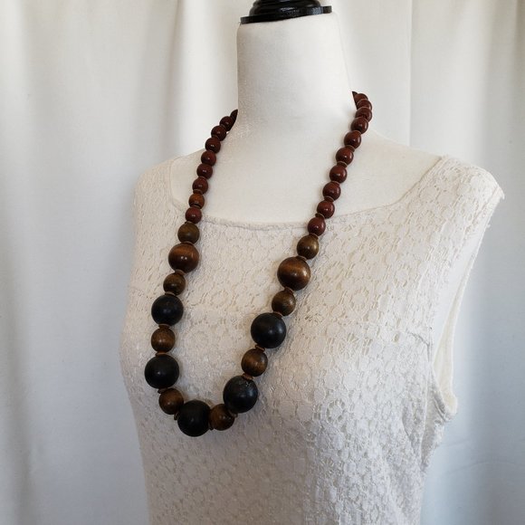 Vintage Chunky wood bead Boho statement necklace. - Picture 1 of 6